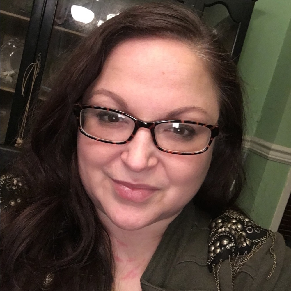 Meet your Posher, Kelly